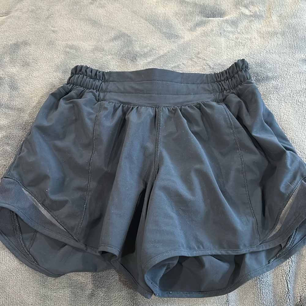 Hotty Hot 4” shorts